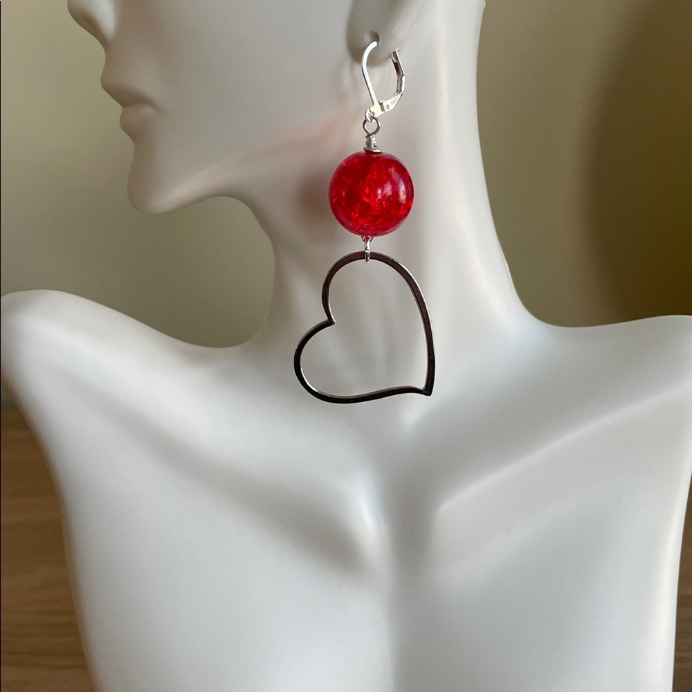 HAND CRAFTED OPEN HEART DANGLE EARRINGS WITH RED CRACKLE BEADS Boho Heart Drops - Picture 3 of 8